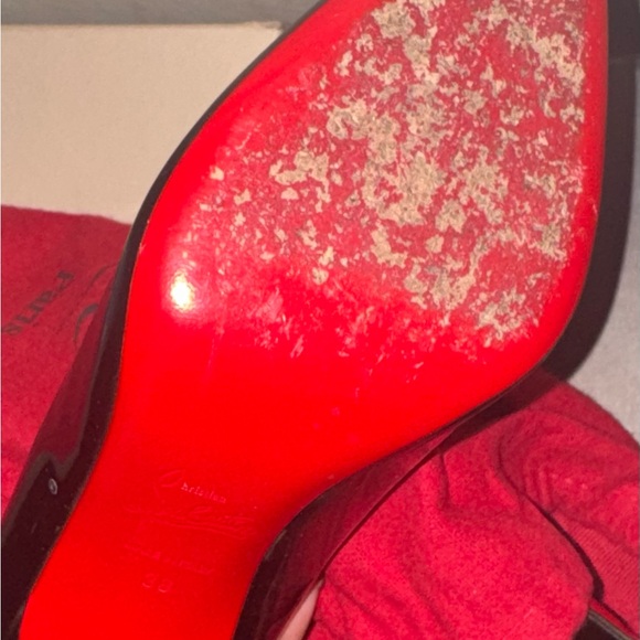 Heels - Picture 5 of 6